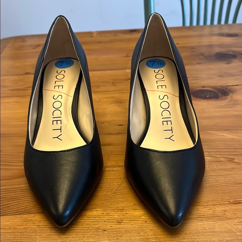 Sole Society Black Women's Pumps
